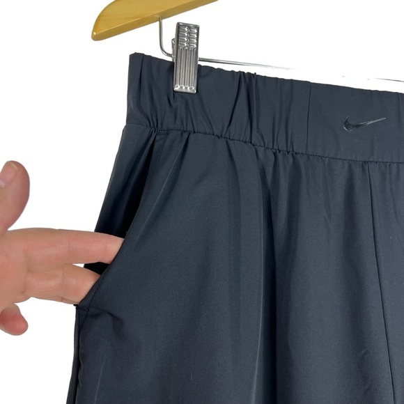 NIKE DRI-FIT Black Pull on Flex Bliss Lux Slim Fit Training Pants Women's Large - Picture 2 of 9